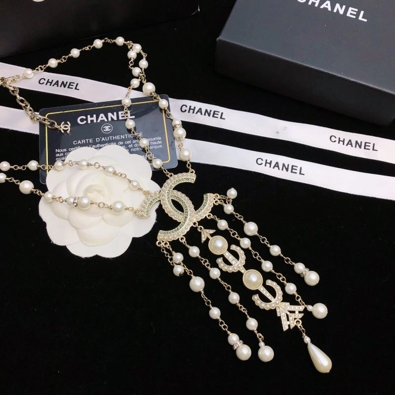 Neat Chanel Necklaces 225711