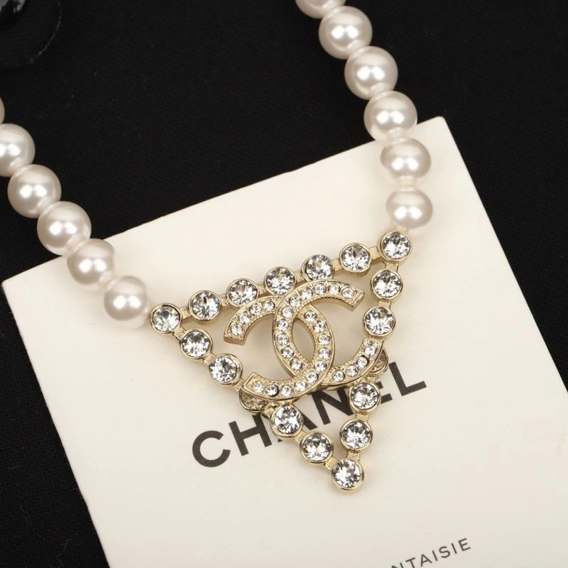 Chanel Necklaces Contemporary 225702