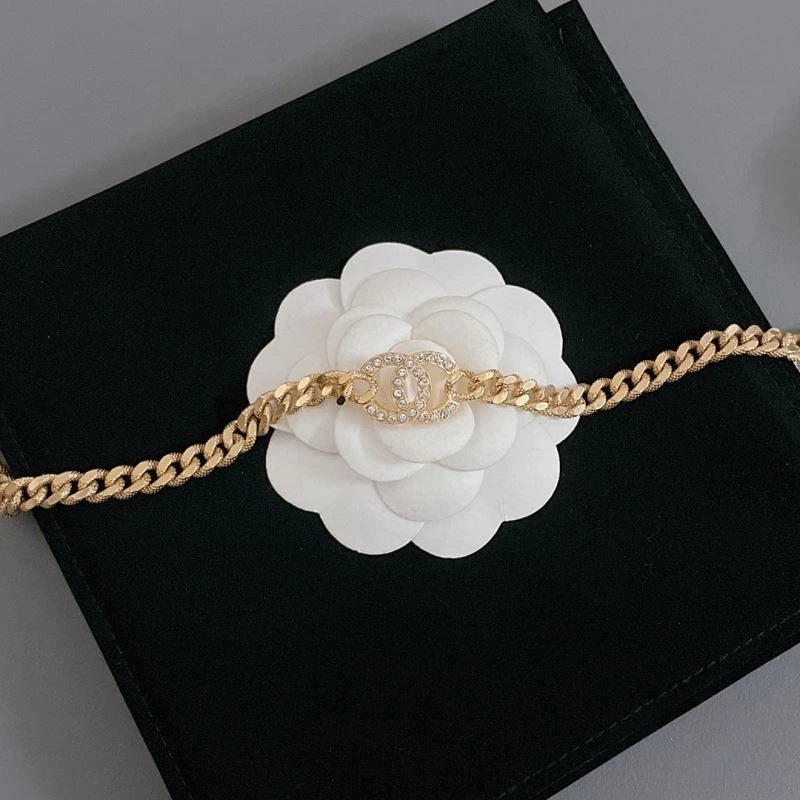 Comfortable Chanel Necklaces 224801