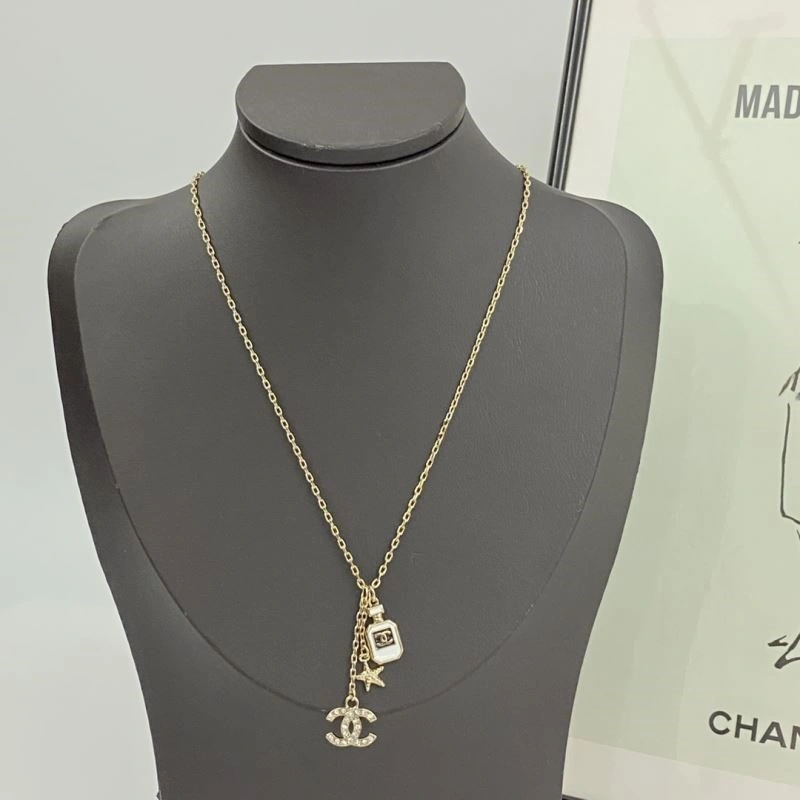 StreetReady Chanel Necklaces 224799