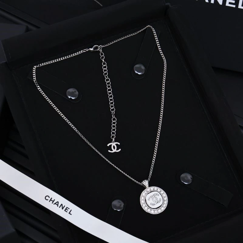 Chanel Necklaces Soft 224733