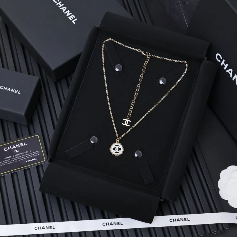 Cozy Chanel Necklaces 224744