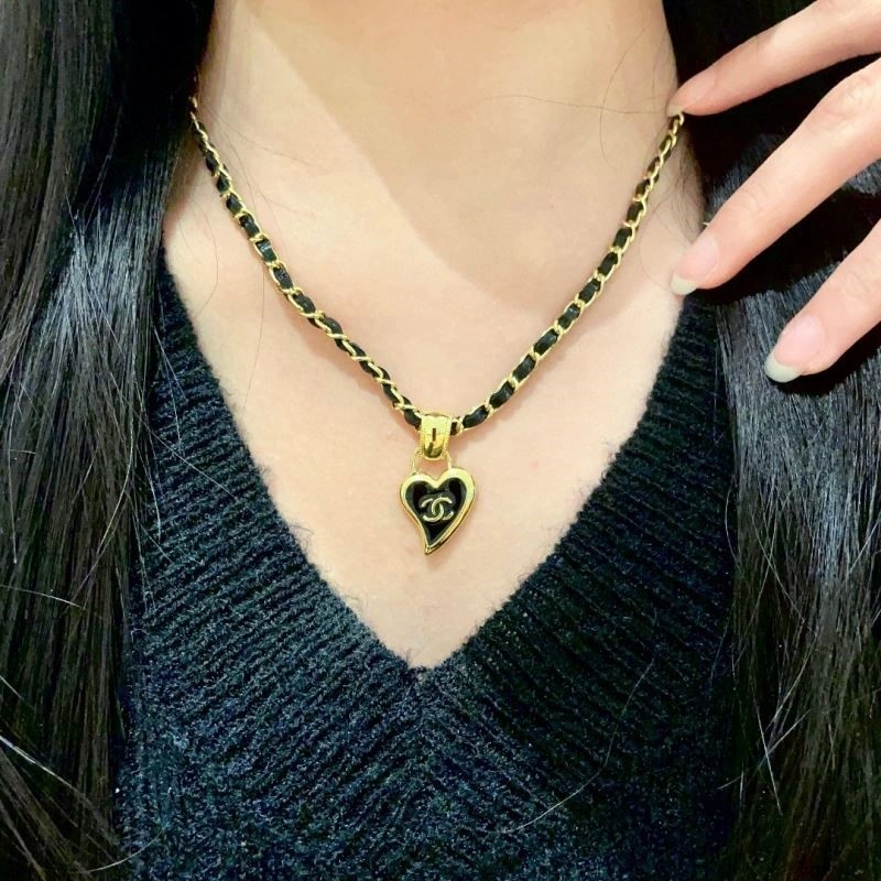 Chanel Necklaces Effortless 224788