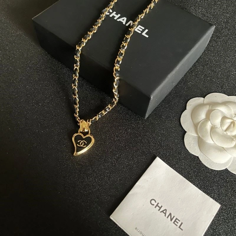 Chanel Necklaces Effortless 224788