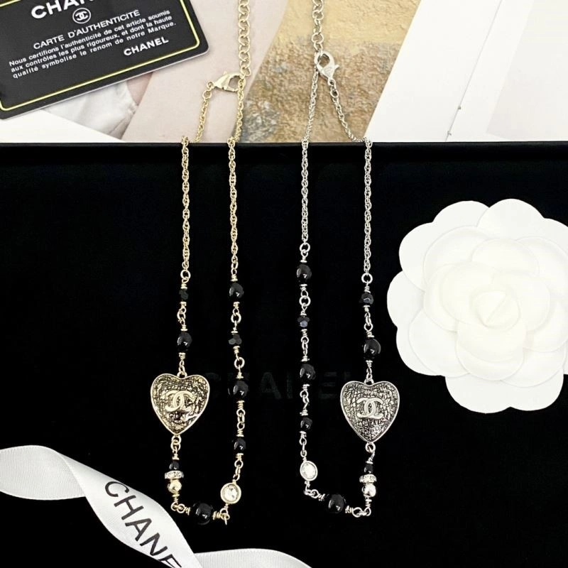 Sustainable Chanel Necklaces 224711