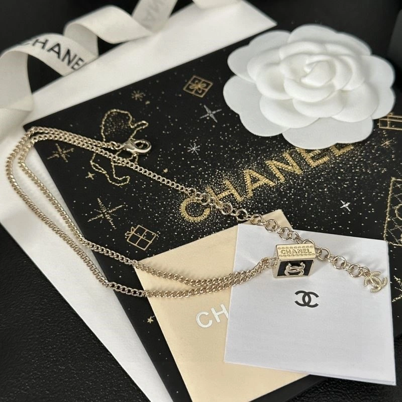 Original Chanel Necklaces 224718