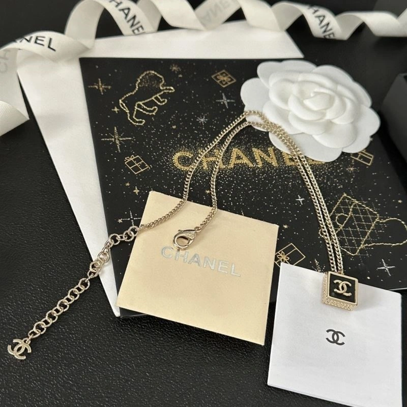 Original Chanel Necklaces 224718