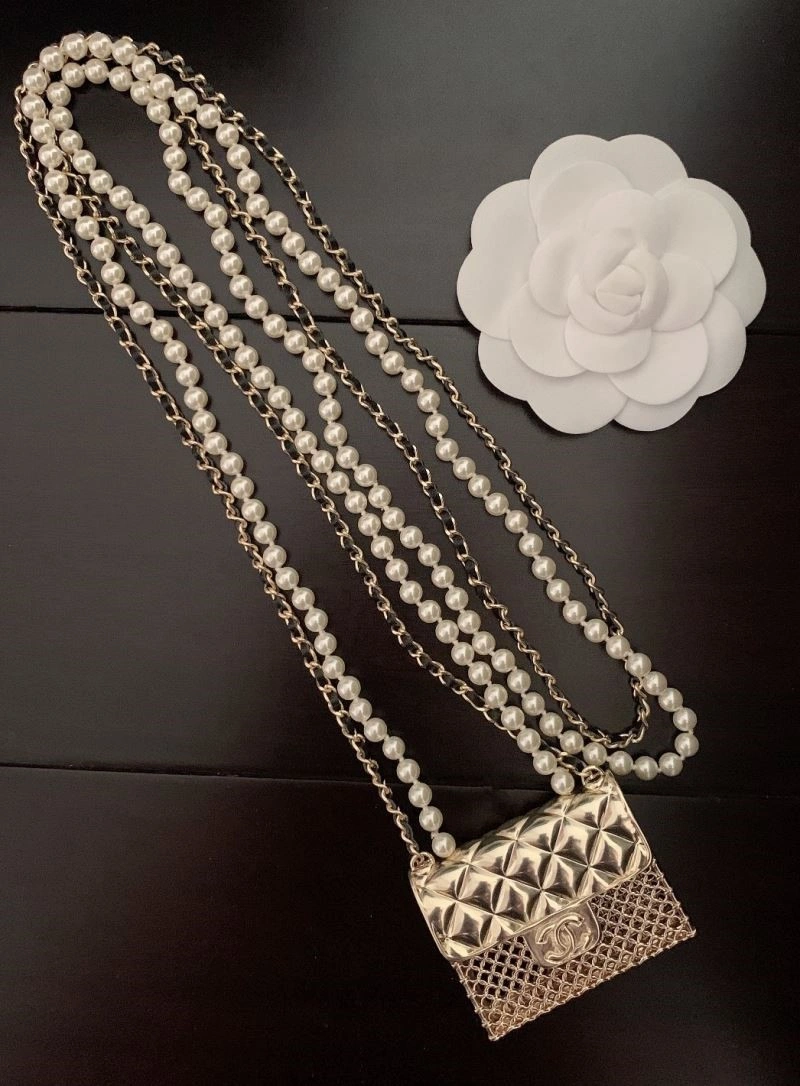 Chanel Necklaces Breathable 224707