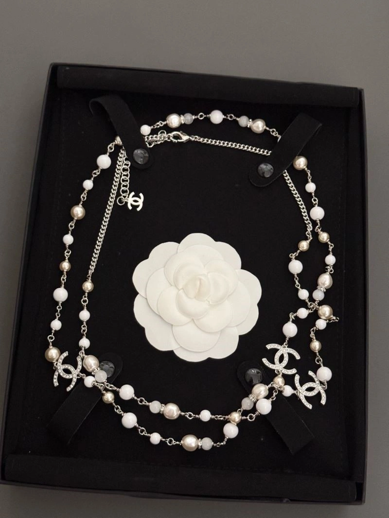 Chanel Necklaces Elegant 224702