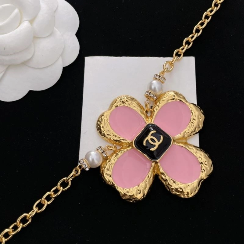 Tailored Chanel Necklaces 224704
