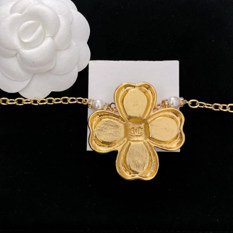 Tailored Chanel Necklaces 224704