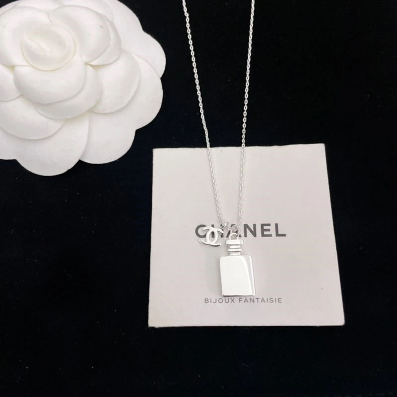 Chanel Necklaces OnTrend 224688