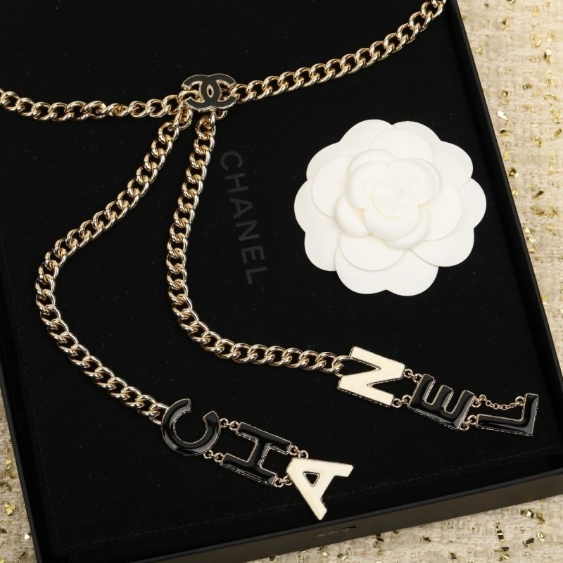 Chanel Necklaces Bright 224715