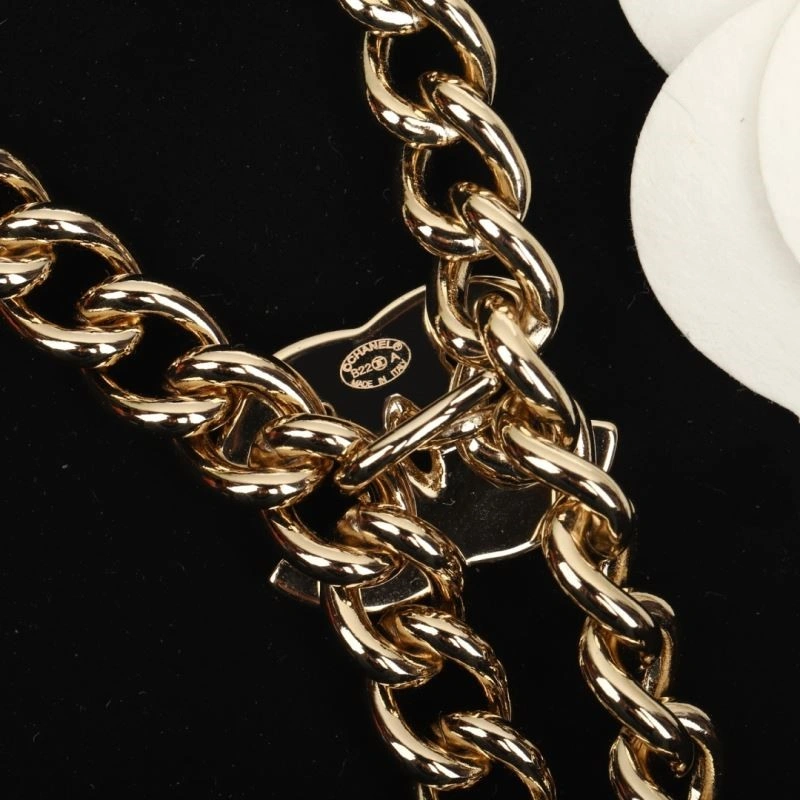 Chanel Necklaces Bright 224715