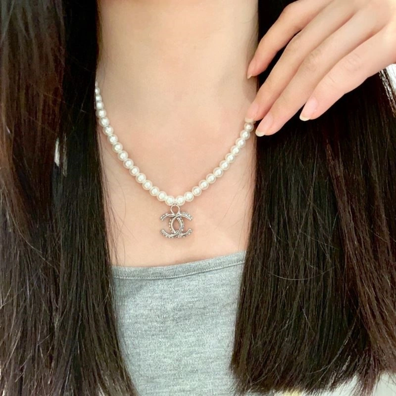 Stylish Chanel Necklaces 224667