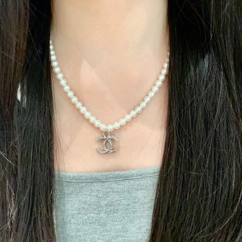 Stylish Chanel Necklaces 224667