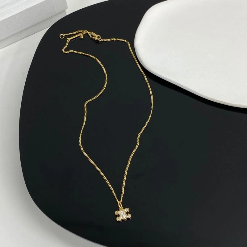 UrbanStyle Chanel Necklaces 224659