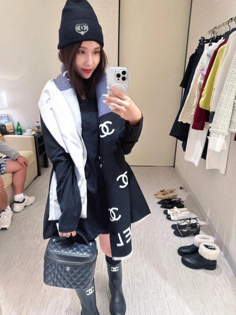 Chanel Necklaces Youthful 224726