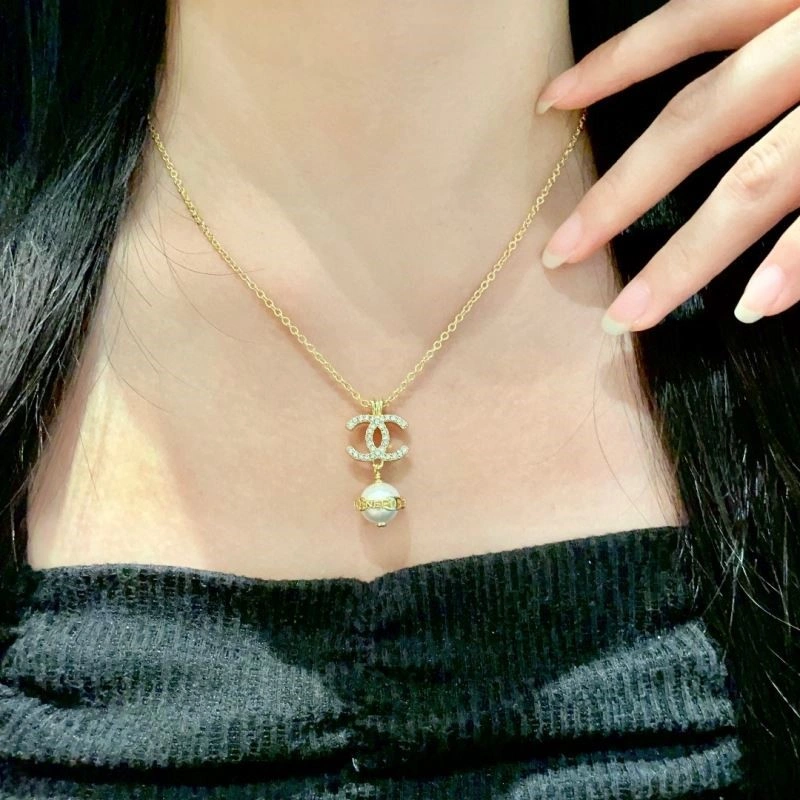 Chanel Necklaces Attractive 224697