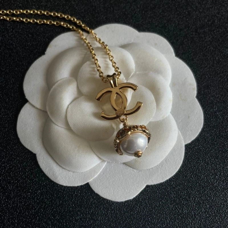 Chanel Necklaces Attractive 224697