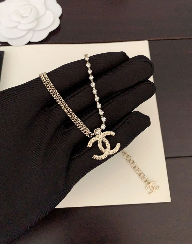 Attractive Chanel Necklaces 224649