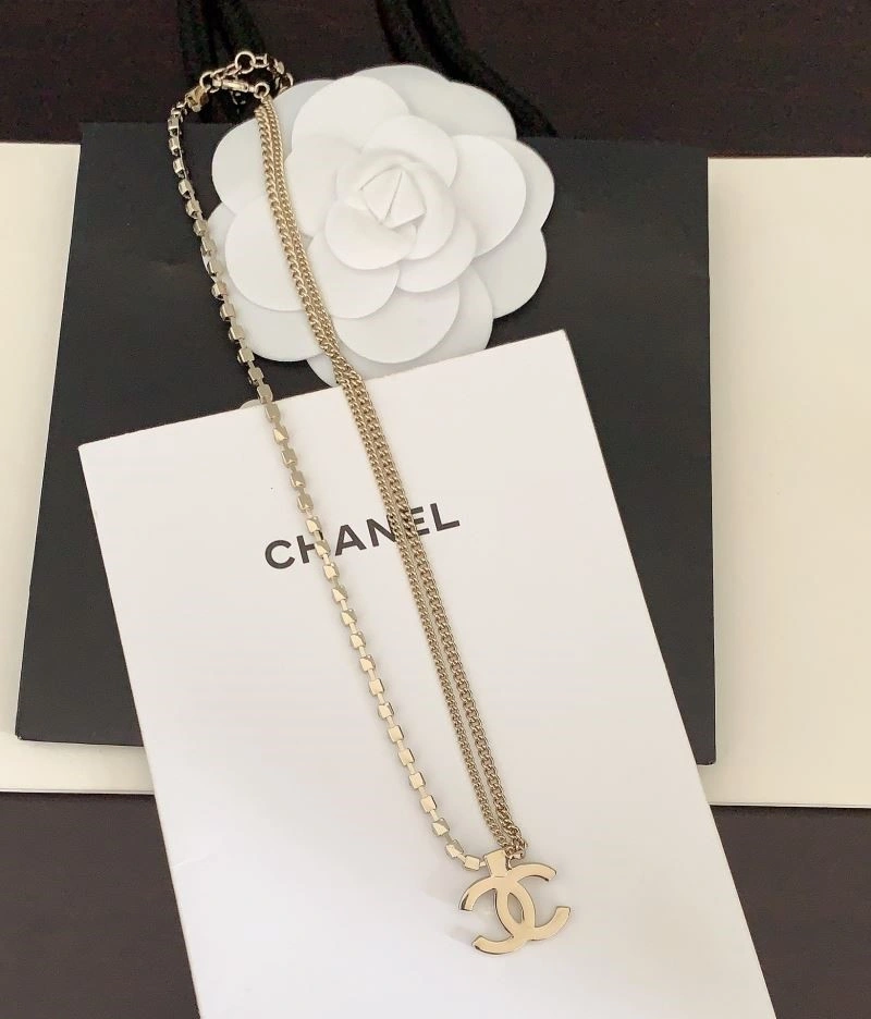 Attractive Chanel Necklaces 224649