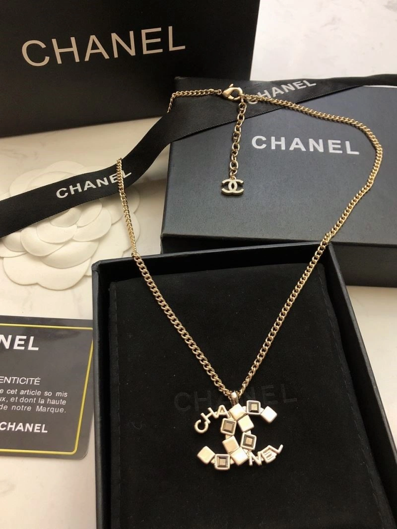 Chanel Necklaces Unisex 224638