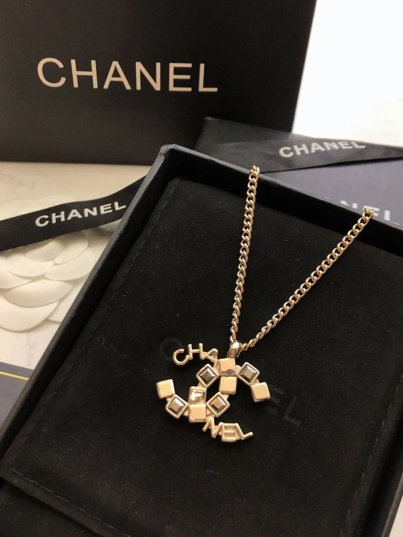 Chanel Necklaces Unisex 224638
