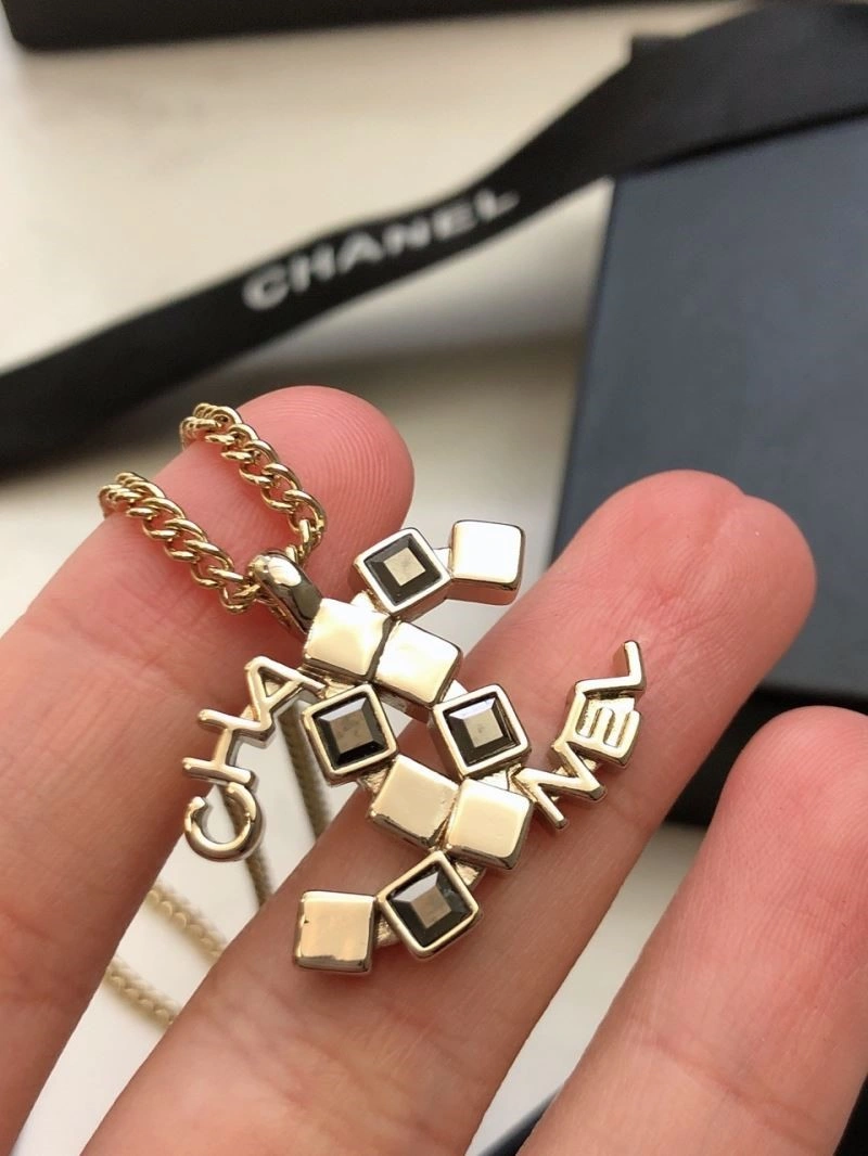 Chanel Necklaces Unisex 224638