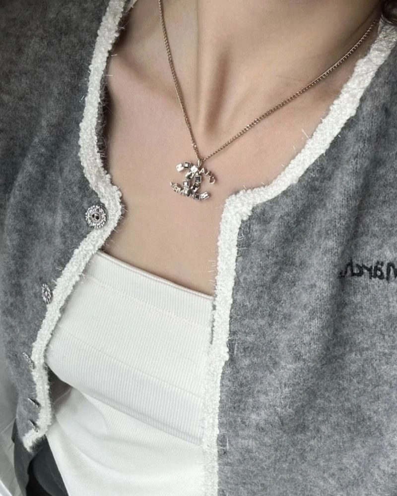 Chanel Necklaces Unisex 224638