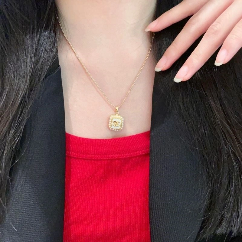 Chanel Necklaces Sustainable 224619