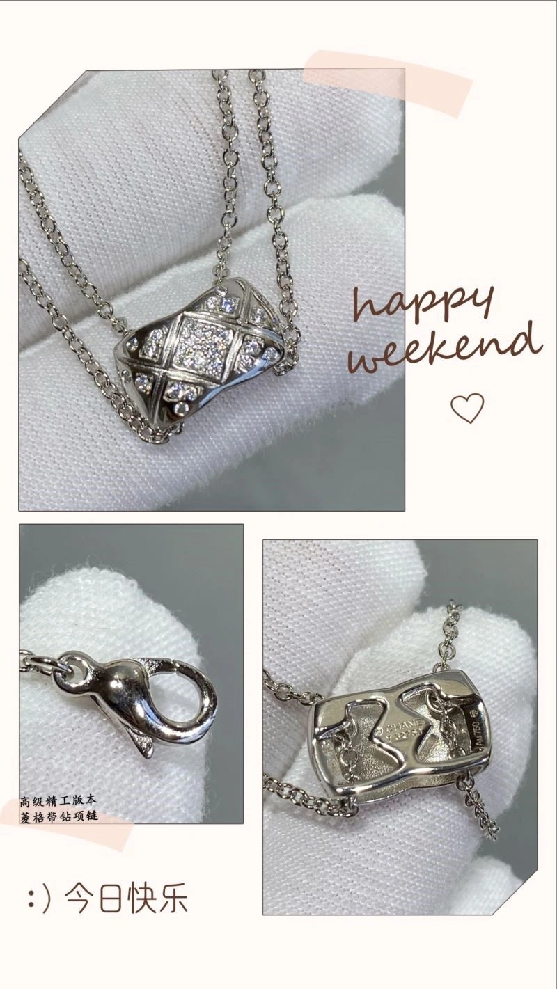 Bold Chanel Necklaces 224633