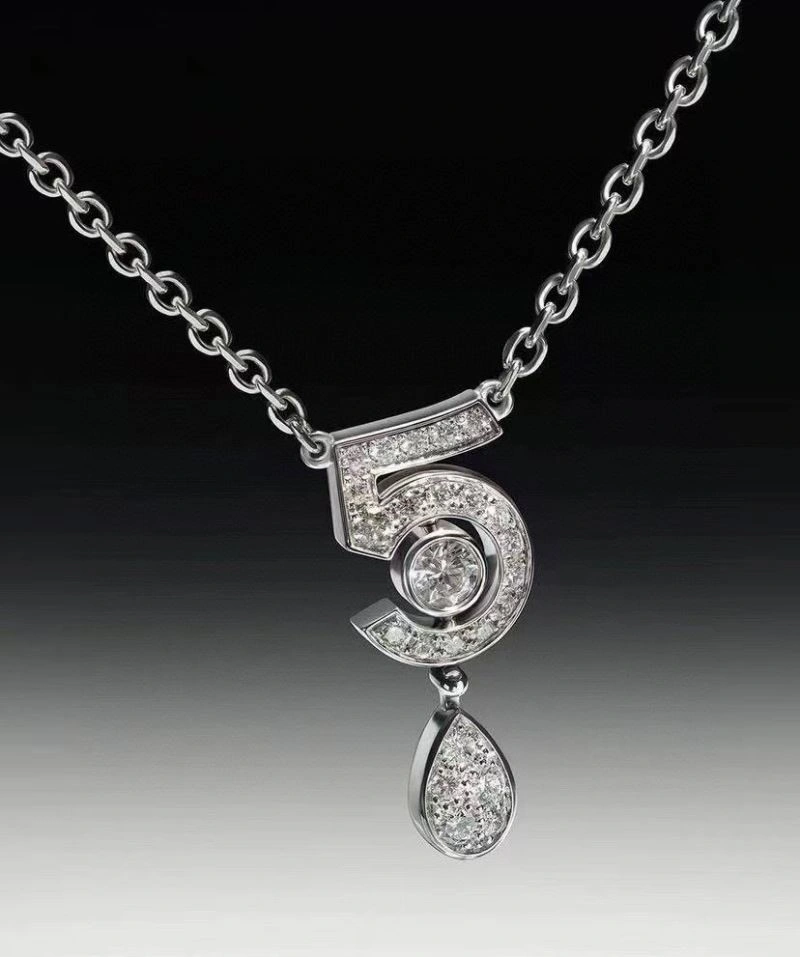 Chanel Necklaces Comfortable 224603