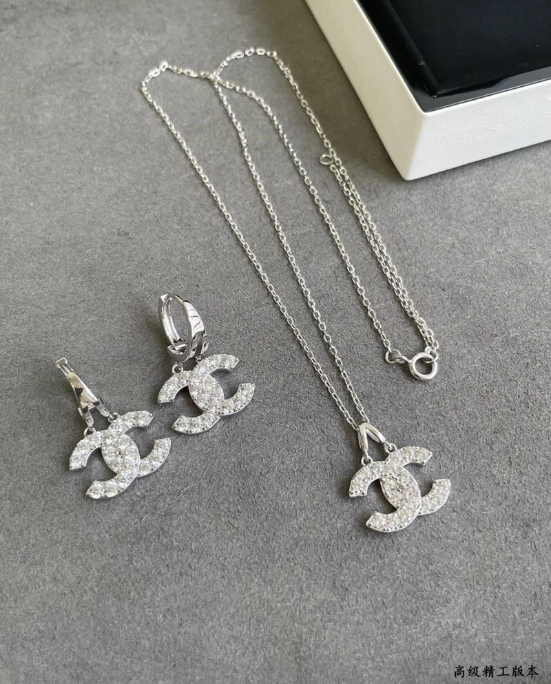 Chanel Necklaces WellDesigned 224607