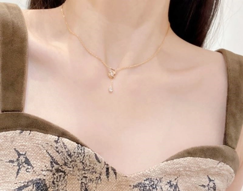 Chanel Necklaces Fashionable 224608