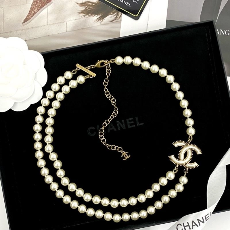 Chanel Necklaces Chic 224601