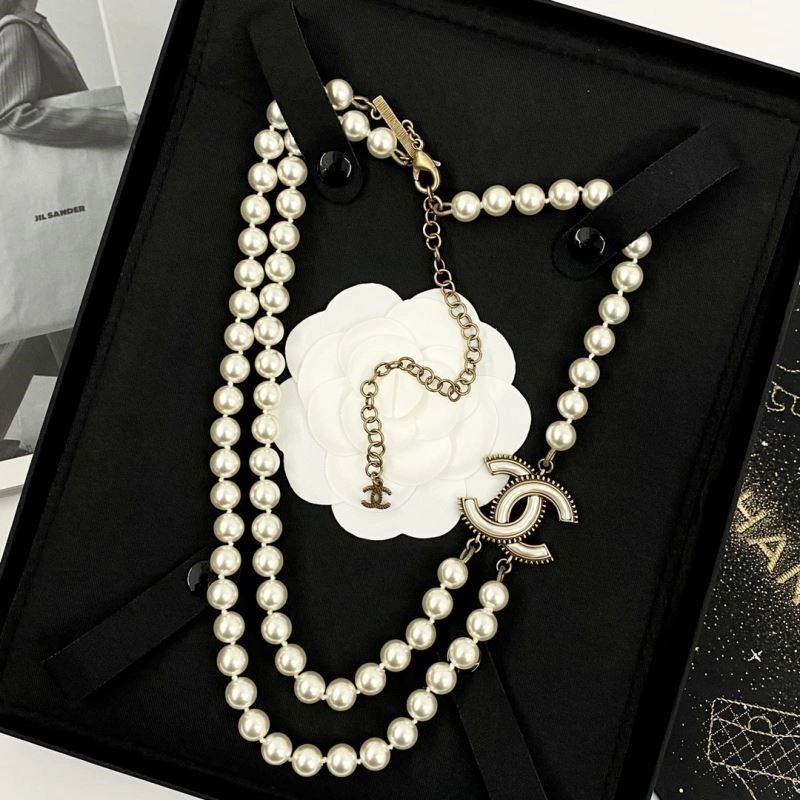 Chanel Necklaces Chic 224601