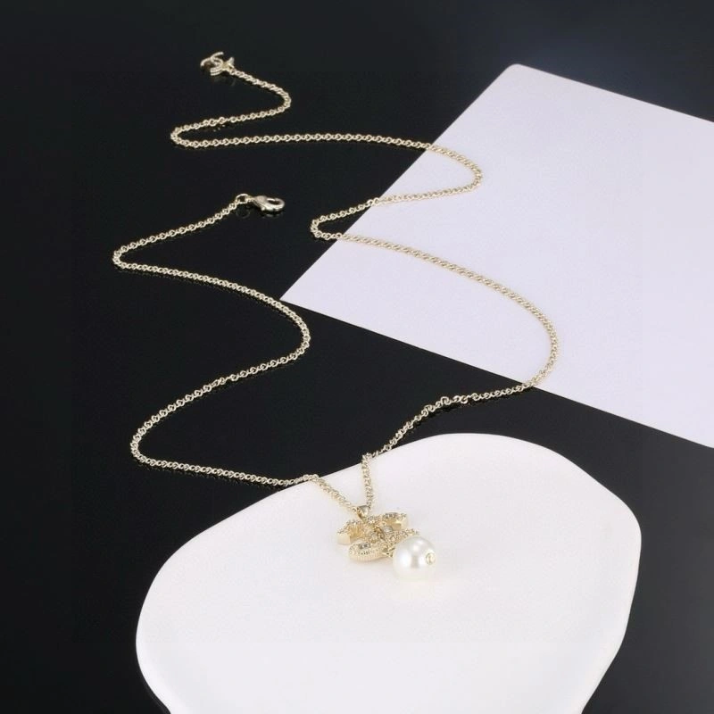 Snug Chanel Necklaces 224606