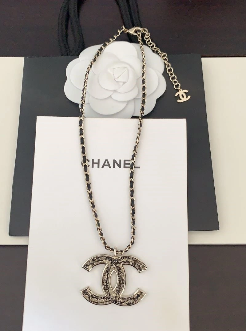 Bright Chanel Necklaces 224600