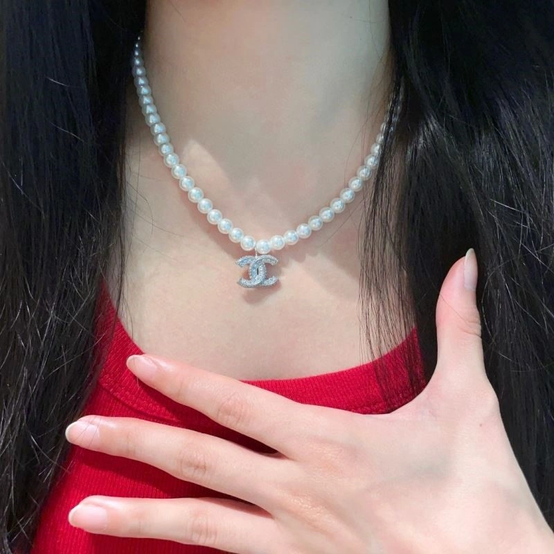 Trendsetting Chanel Necklaces 224596