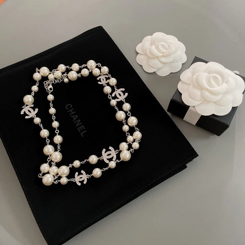 Neat Chanel Necklaces 224598