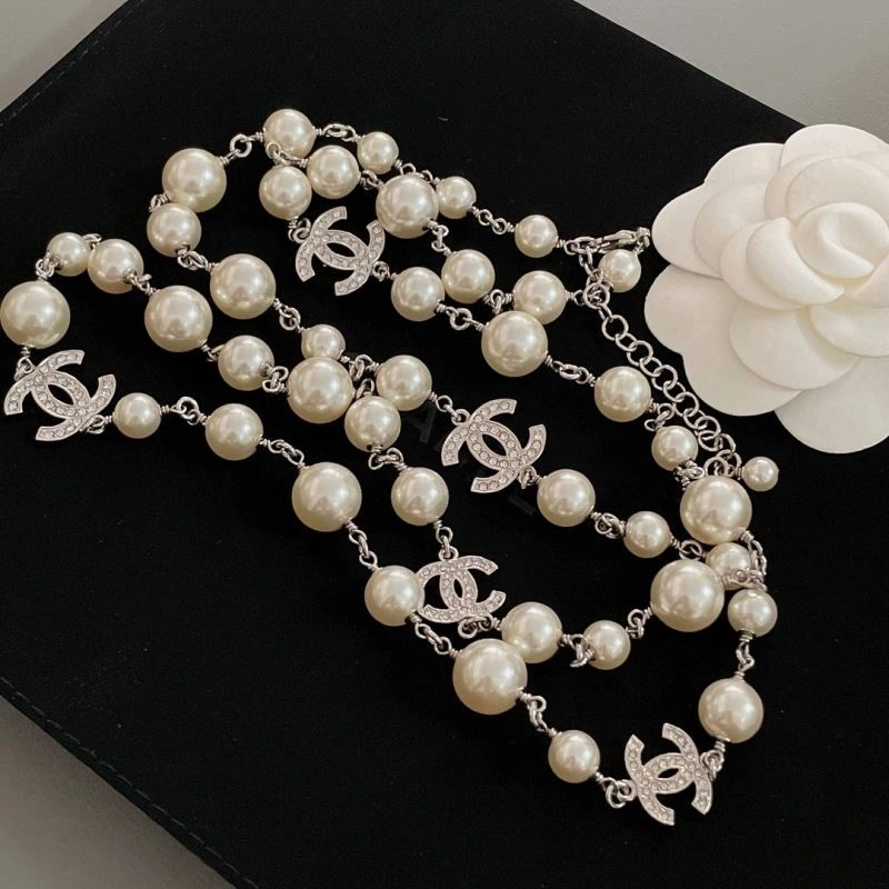 Neat Chanel Necklaces 224598