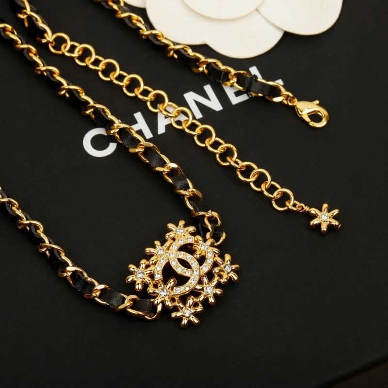 Chanel Necklaces Chic 224580