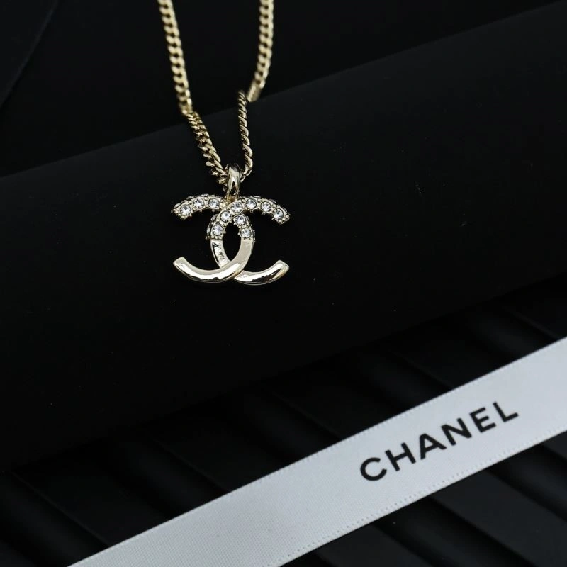 Modern Chanel Necklaces 224584