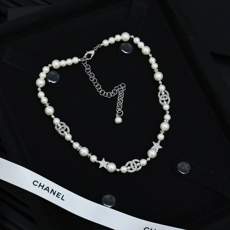 Chanel Necklaces Contemporary 224572
