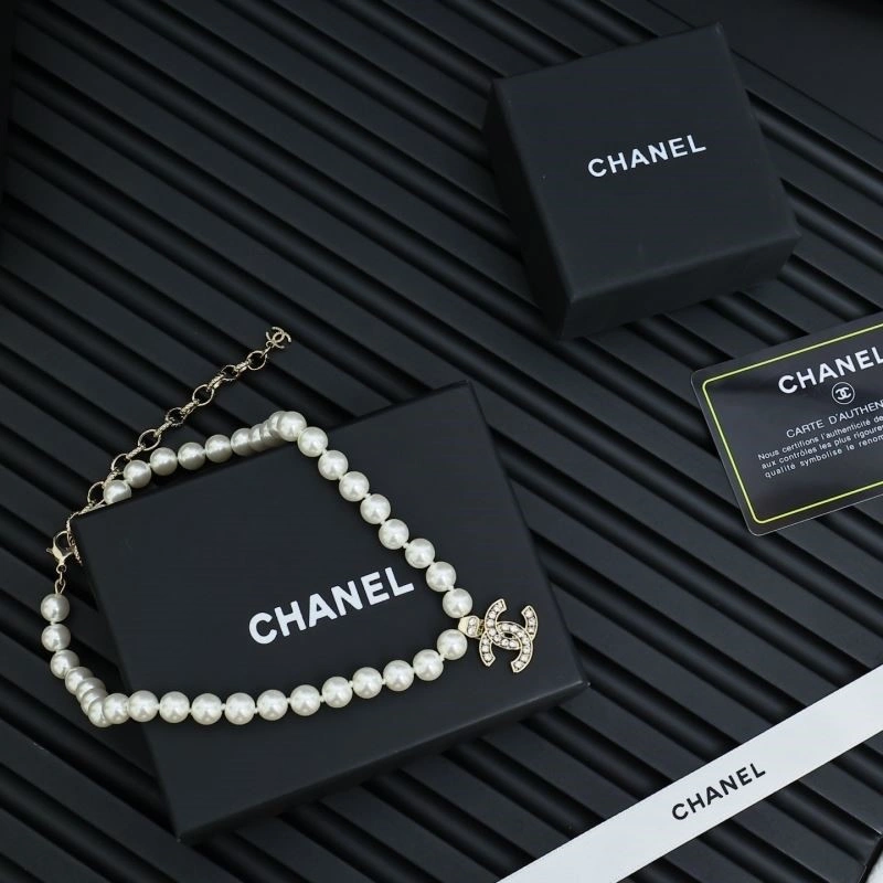 Chanel Necklaces Breathable 224613