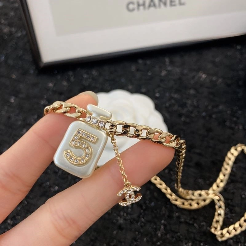 Durable Chanel Necklaces 224578