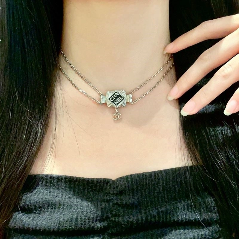 Affordable Chanel Necklaces 224583