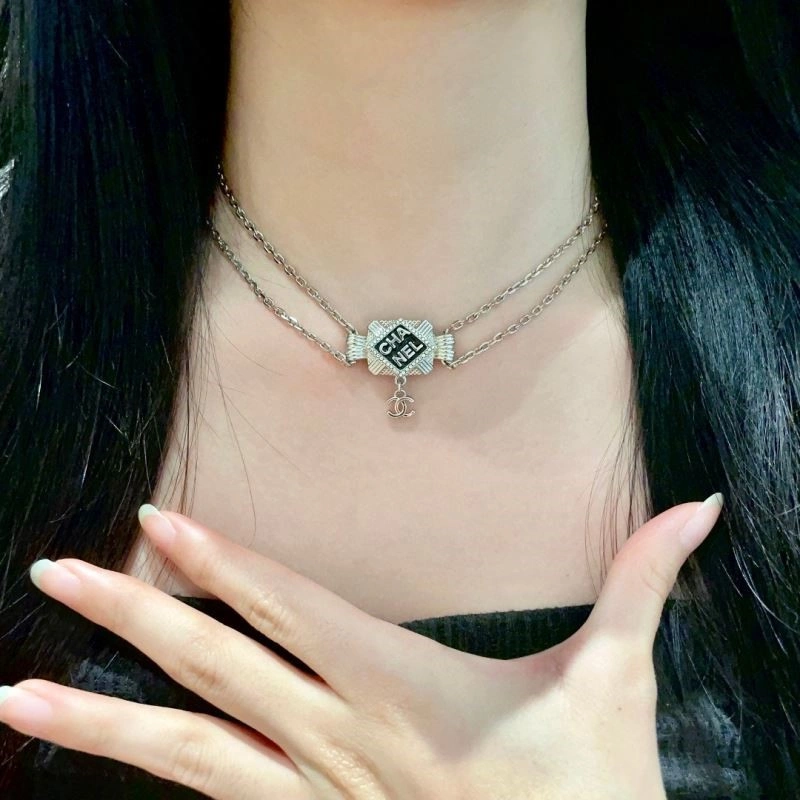 Affordable Chanel Necklaces 224583