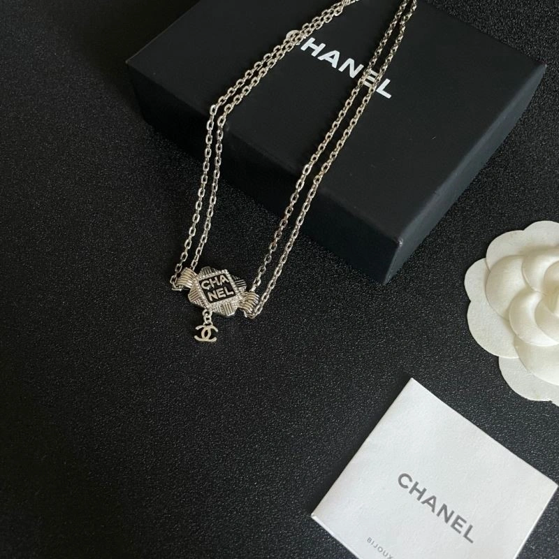 Affordable Chanel Necklaces 224583